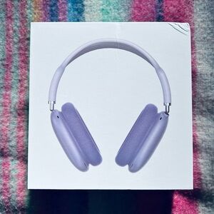 Apple Air Max headphones - Purple